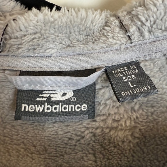 New Balance Womens Softshell Jacket Full Zip Gray Fleece Lined Large - Picture 4 of 6